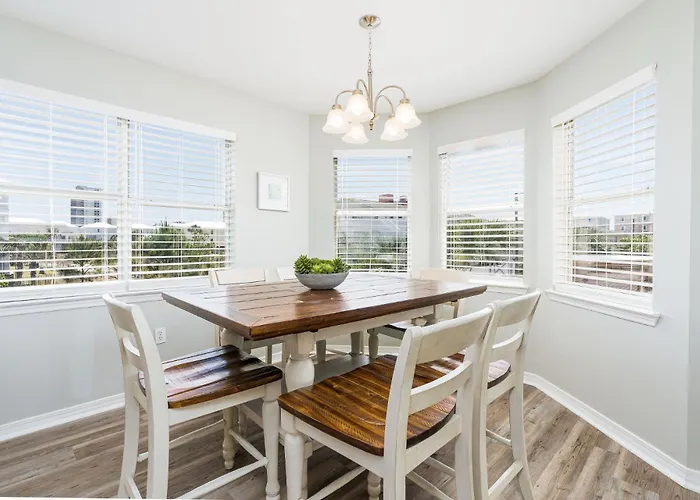 Holiday home Endless Summer At Little Lagoon By Youngs Suncoast