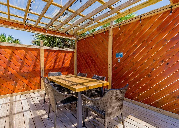 Endless Summer At Little Lagoon By Youngs Suncoast Holiday home *